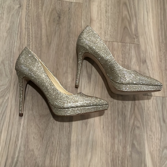 💕 NWOT Jessica Simpson Heels - Picture 2 of 6